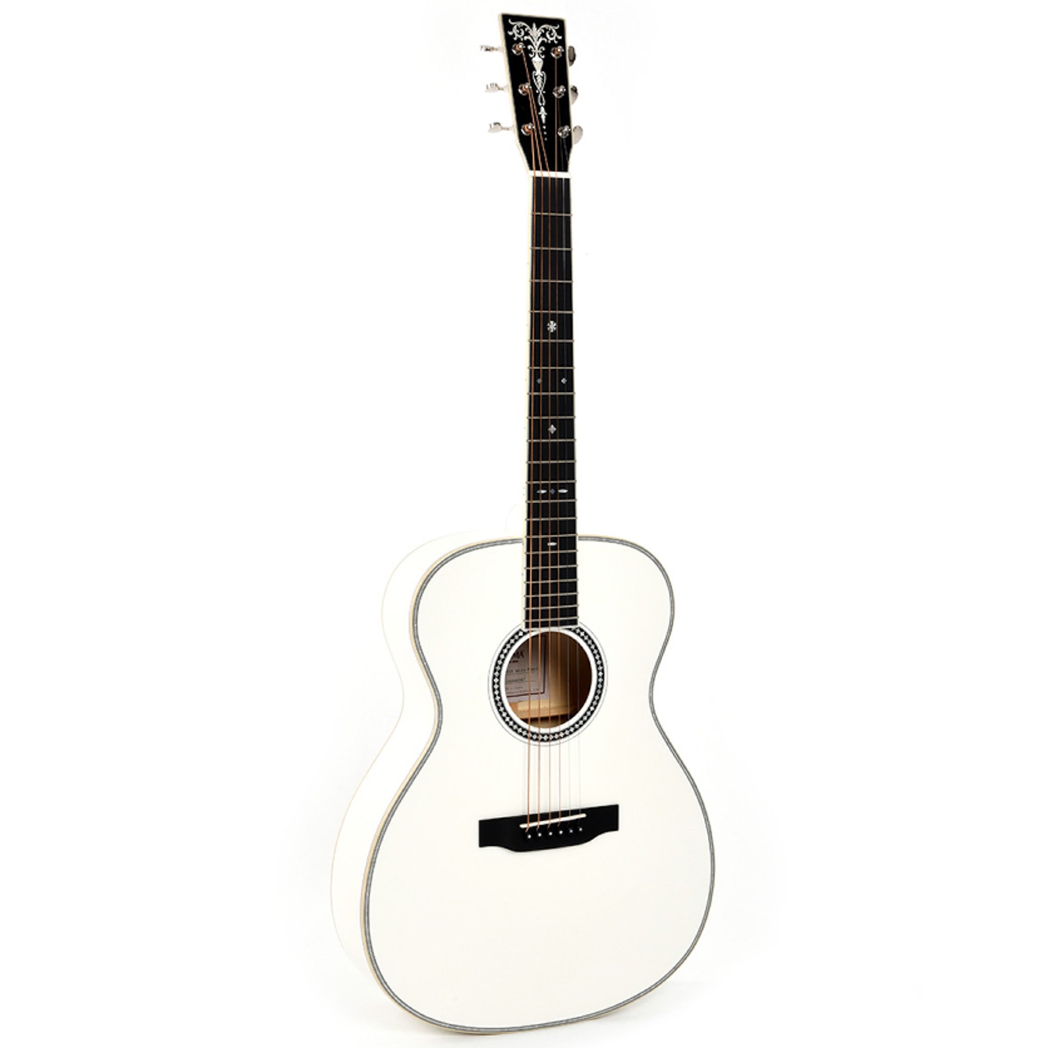 Sigma Guitars 000A White Pearl Special Edition
